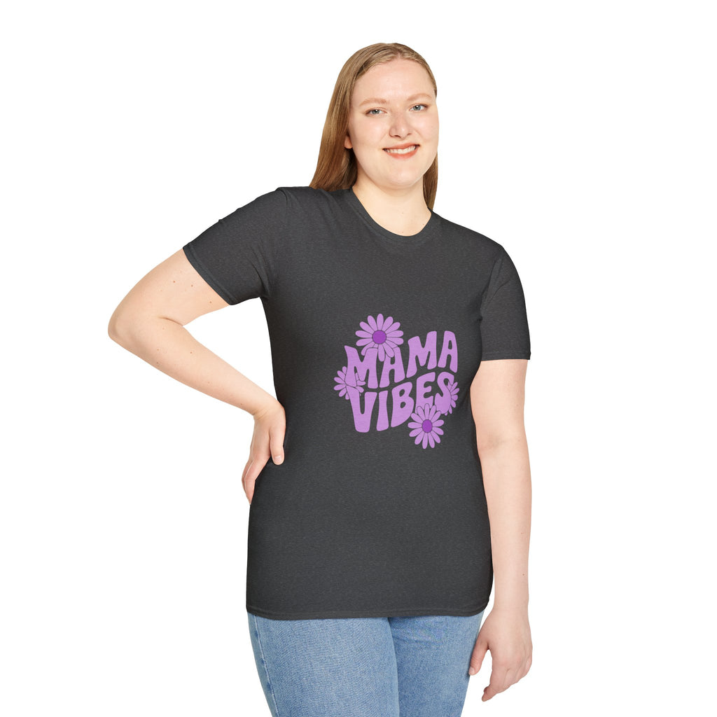 Mama Vibes Floral T-Shirt — Retro Daisy Mother's Day Tee