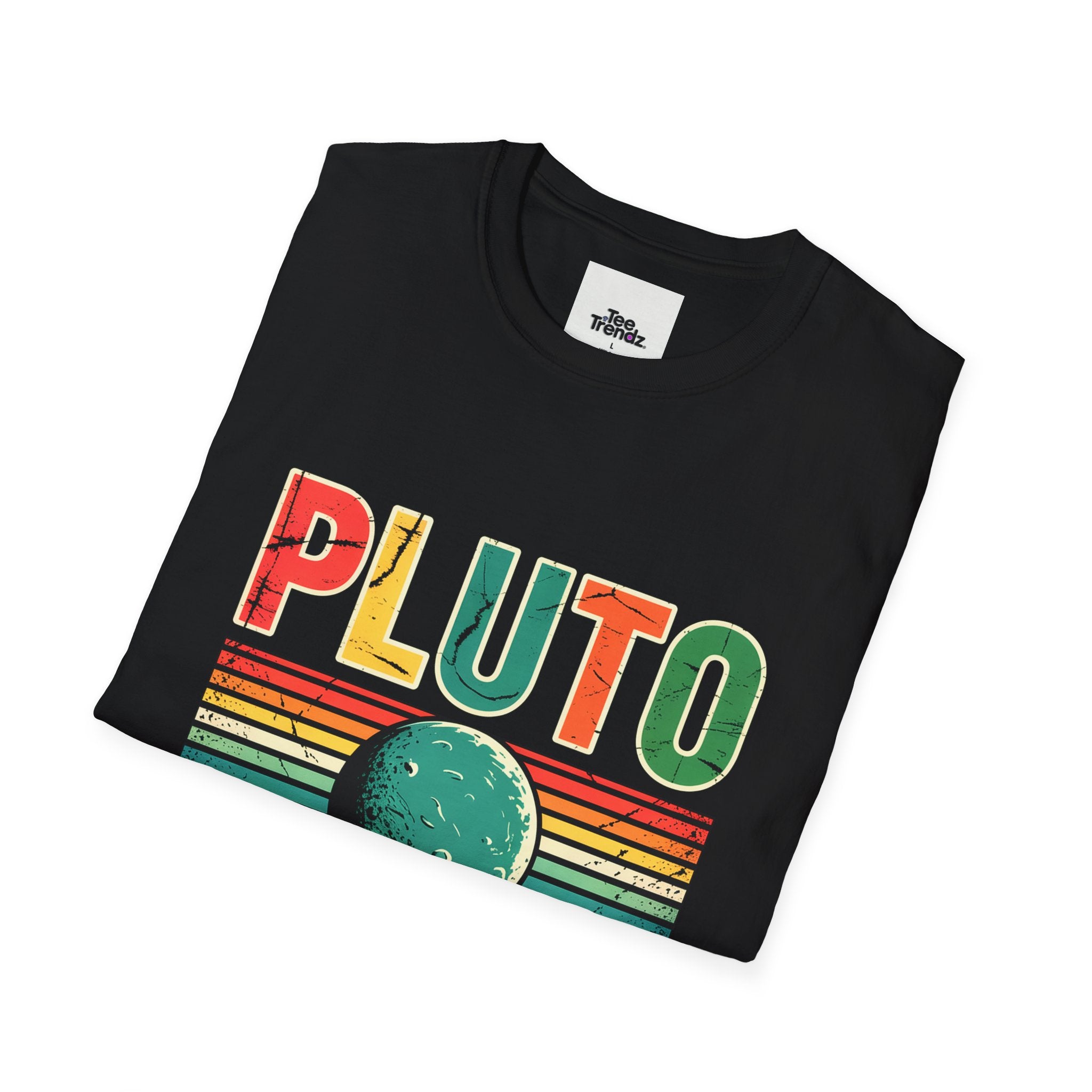 Pluto Never Forget T-Shirt — Retro Memorial Planet Graphic Tee (1930–2006)