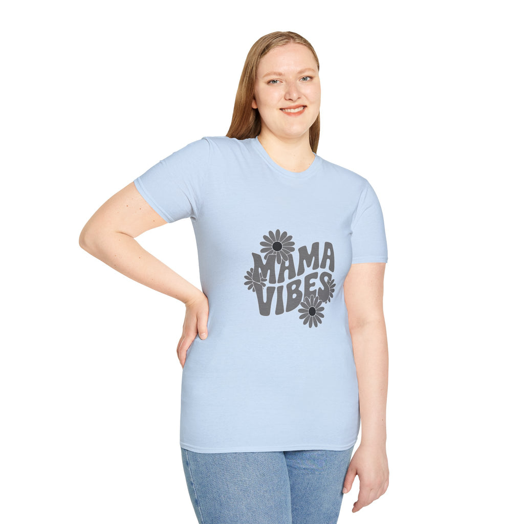 Mama Vibes Floral T-Shirt — Retro Daisy Mother's Day Tee