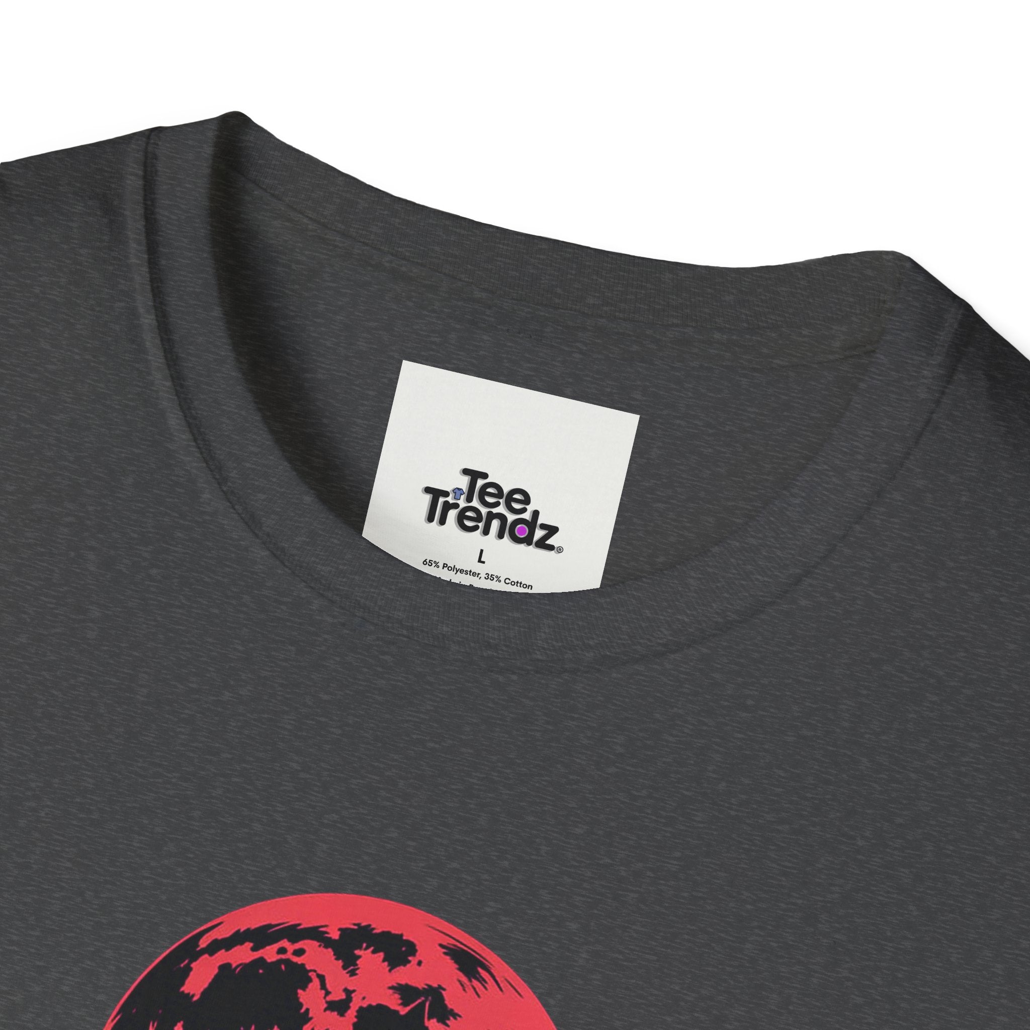 Wolf Howl T-Shirt — Red Moon Graphic Tee