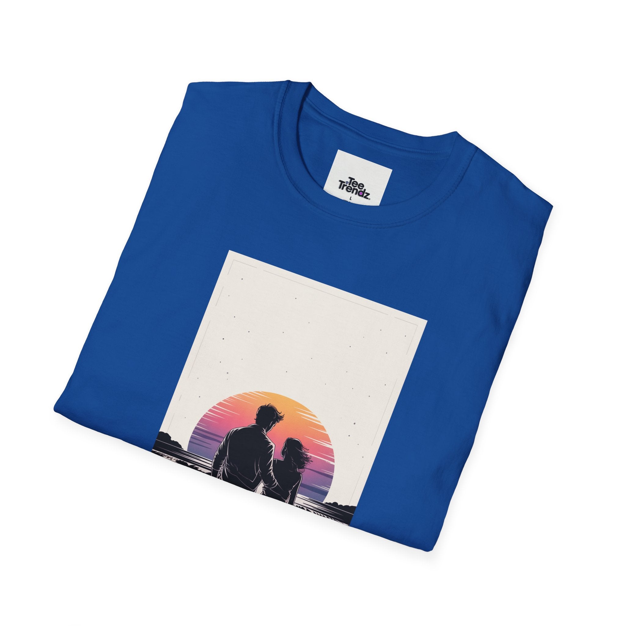 Couple Silhouette Beach T-Shirt — Sunset Romantic Graphic Tee