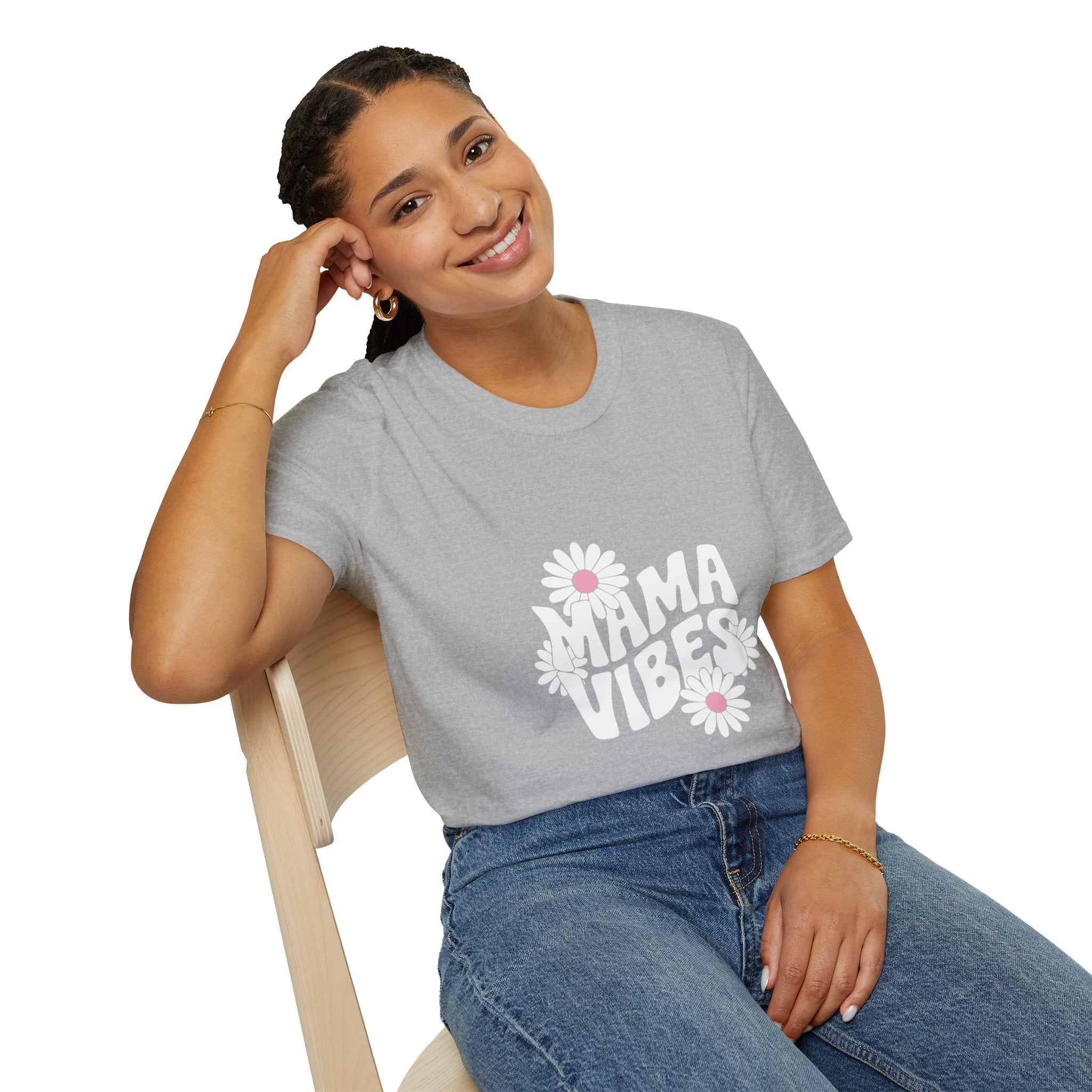 Mama Vibes Floral T-Shirt — Retro Daisy Mother's Day Tee