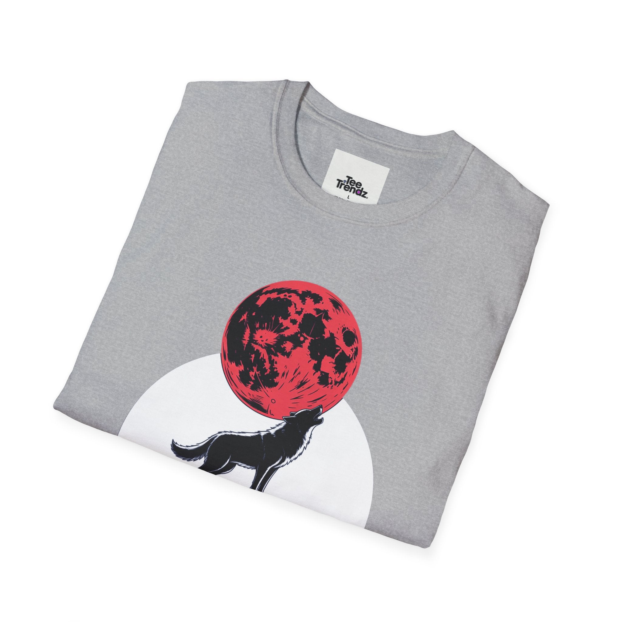 Wolf Howl T-Shirt — Red Moon Graphic Tee