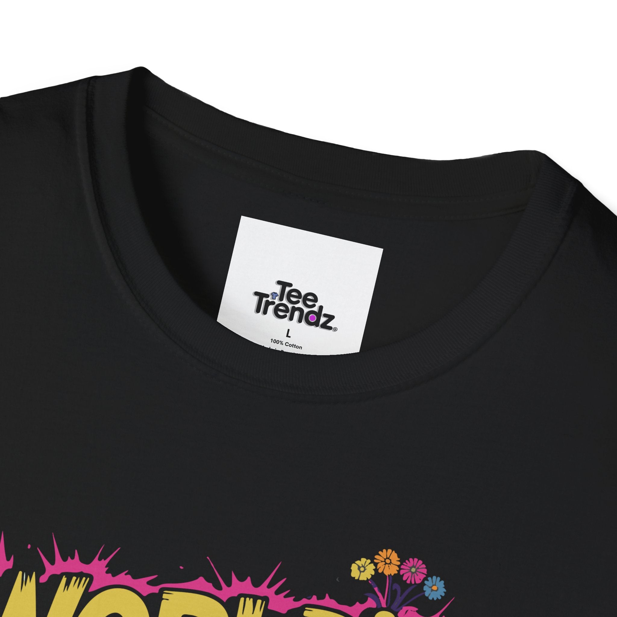 World's Okayest Mom T-Shirt – Funny Mother's Day Gift