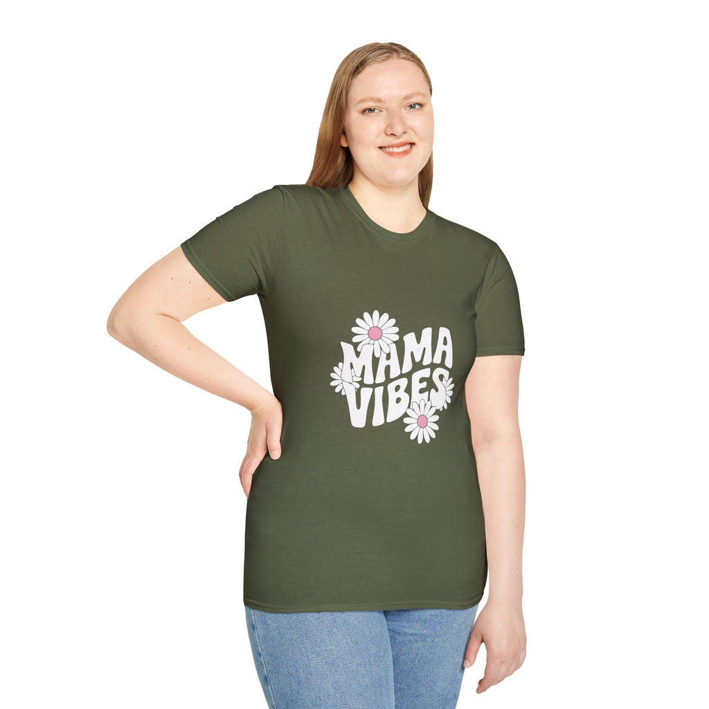 Mama Vibes Floral T-Shirt — Retro Daisy Mother's Day Tee