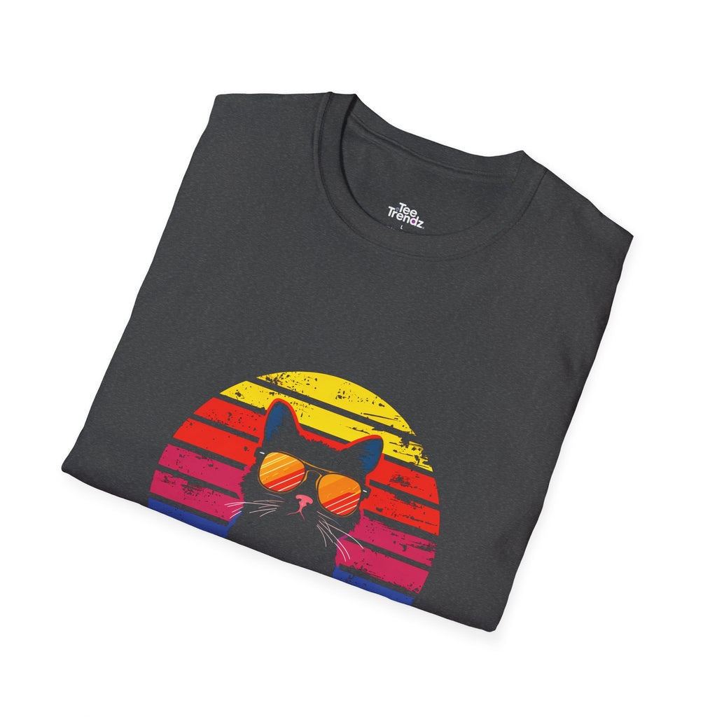 RealCat Retro Cat T-Shirt — Cool Cat Sunglasses Vintage Sunset Tee