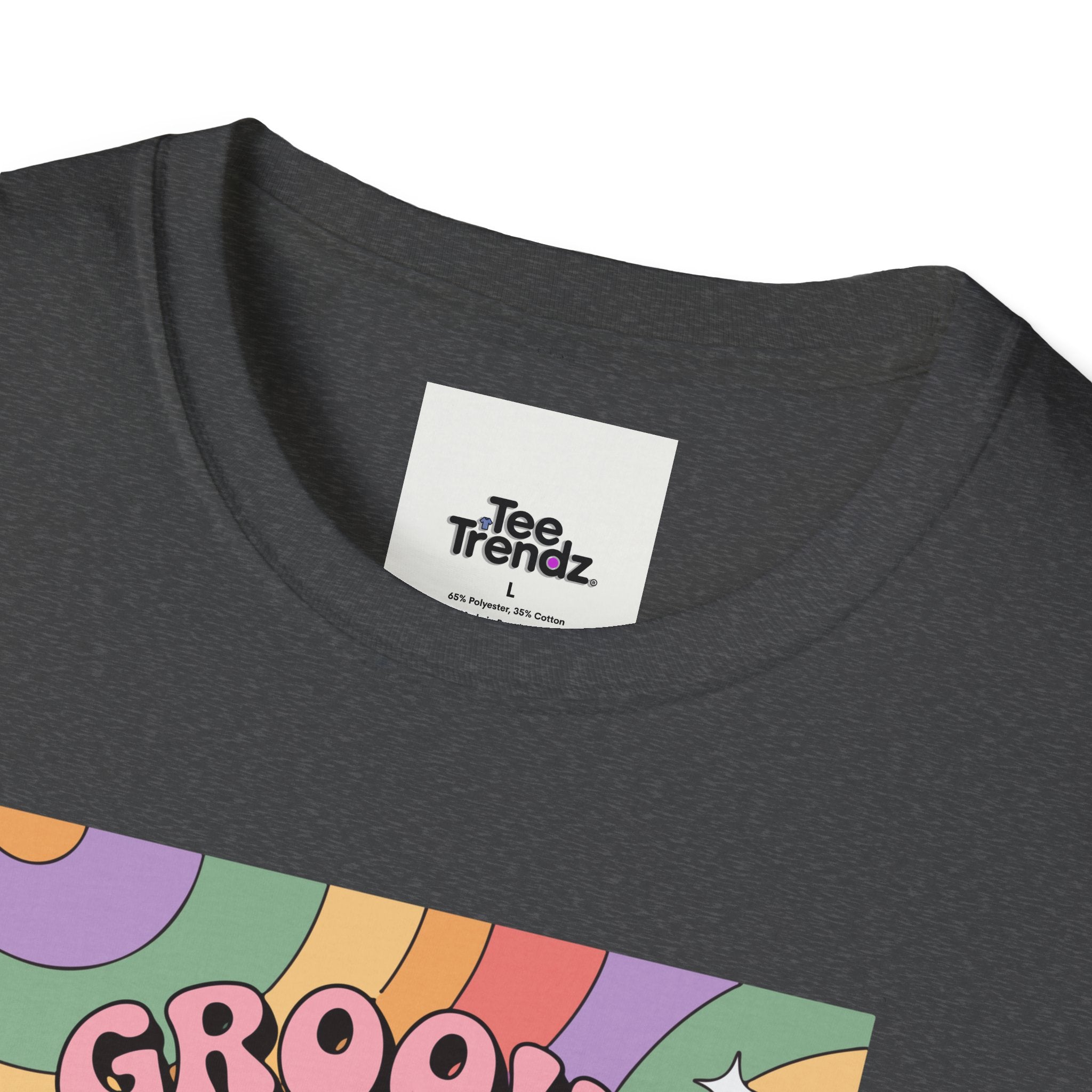 Groovy Shrooms T-Shirt – Retro Psychedelic Mushroom Tee