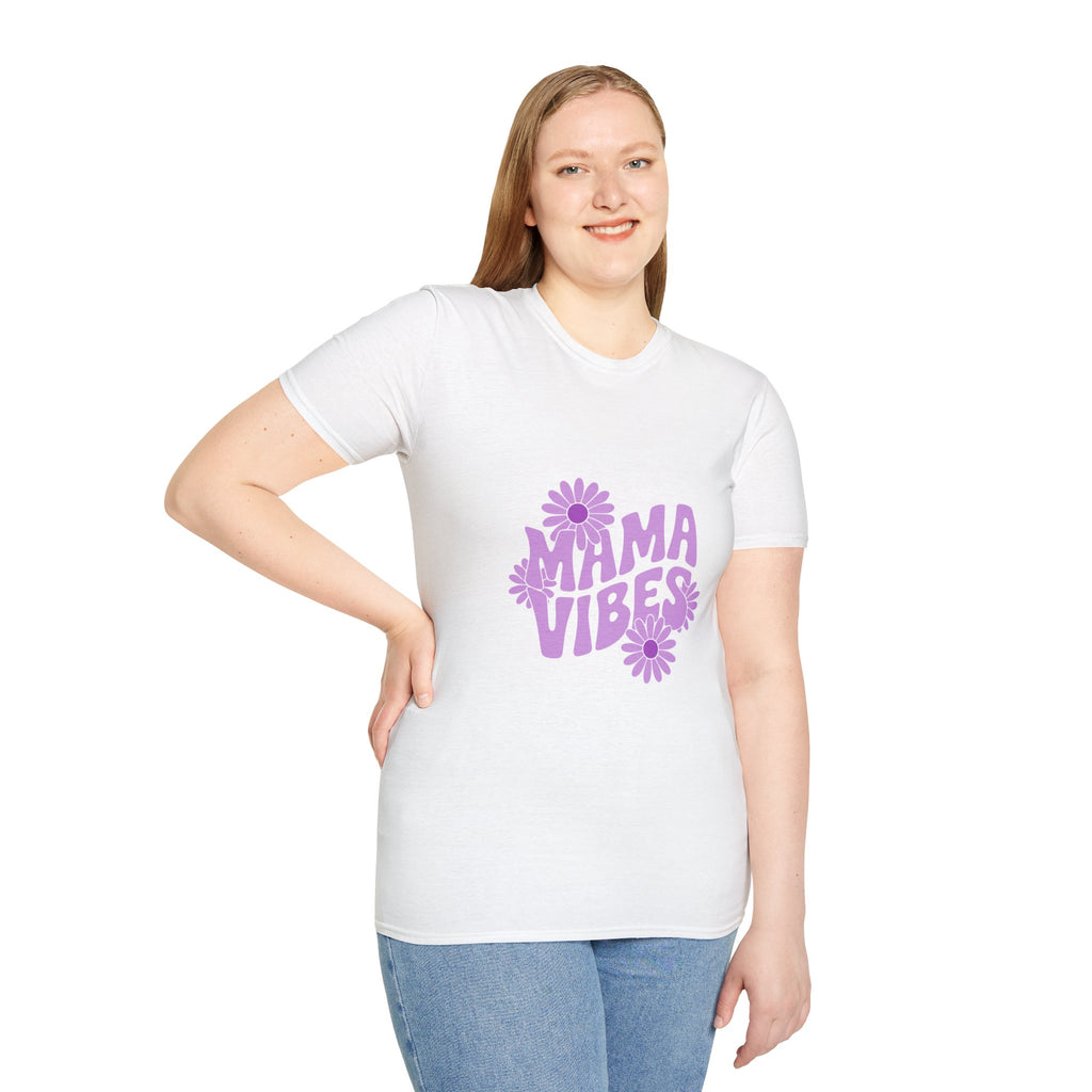 Mama Vibes Floral T-Shirt — Retro Daisy Mother's Day Tee