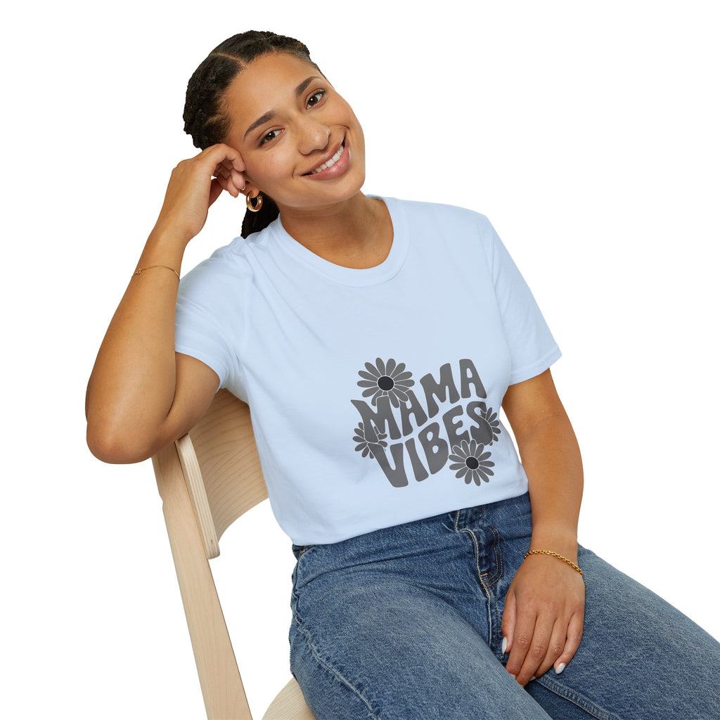 Mama Vibes Floral T-Shirt — Retro Daisy Mother's Day Tee