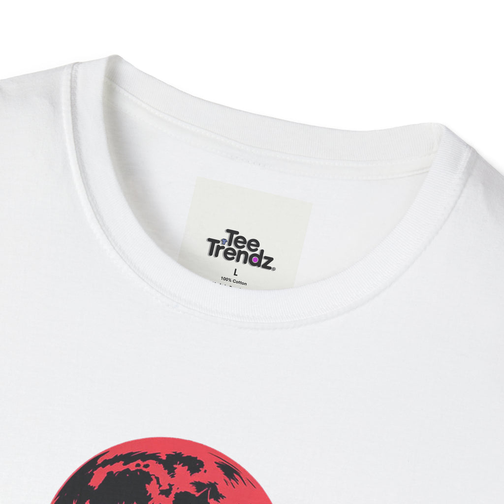 Wolf Howl T-Shirt — Red Moon Graphic Tee