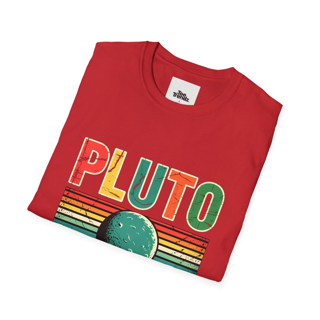 Pluto Never Forget T-Shirt — Retro Memorial Planet Graphic Tee (1930–2006)