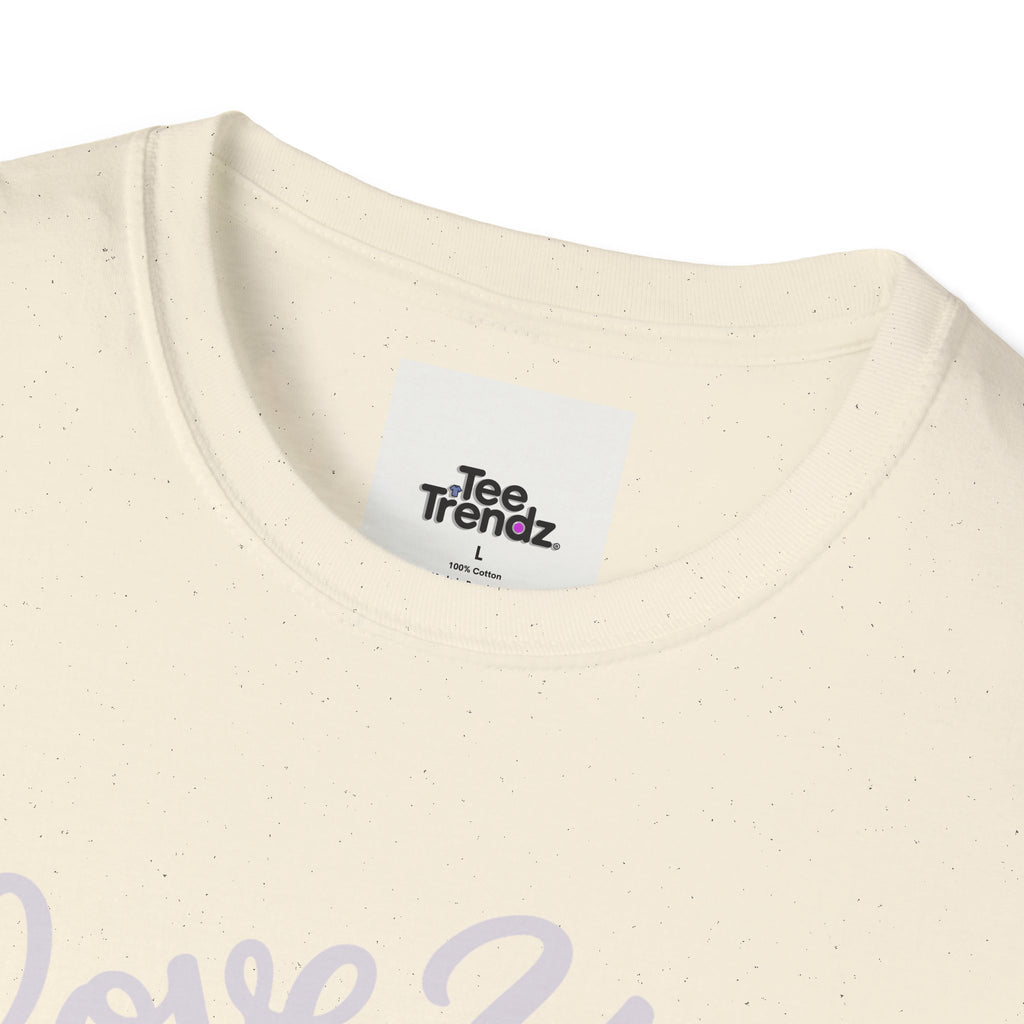 Love You Cute Character T-Shirt — Retro Pink Heart Cartoon Graphic Tee for Valentine’s Day
