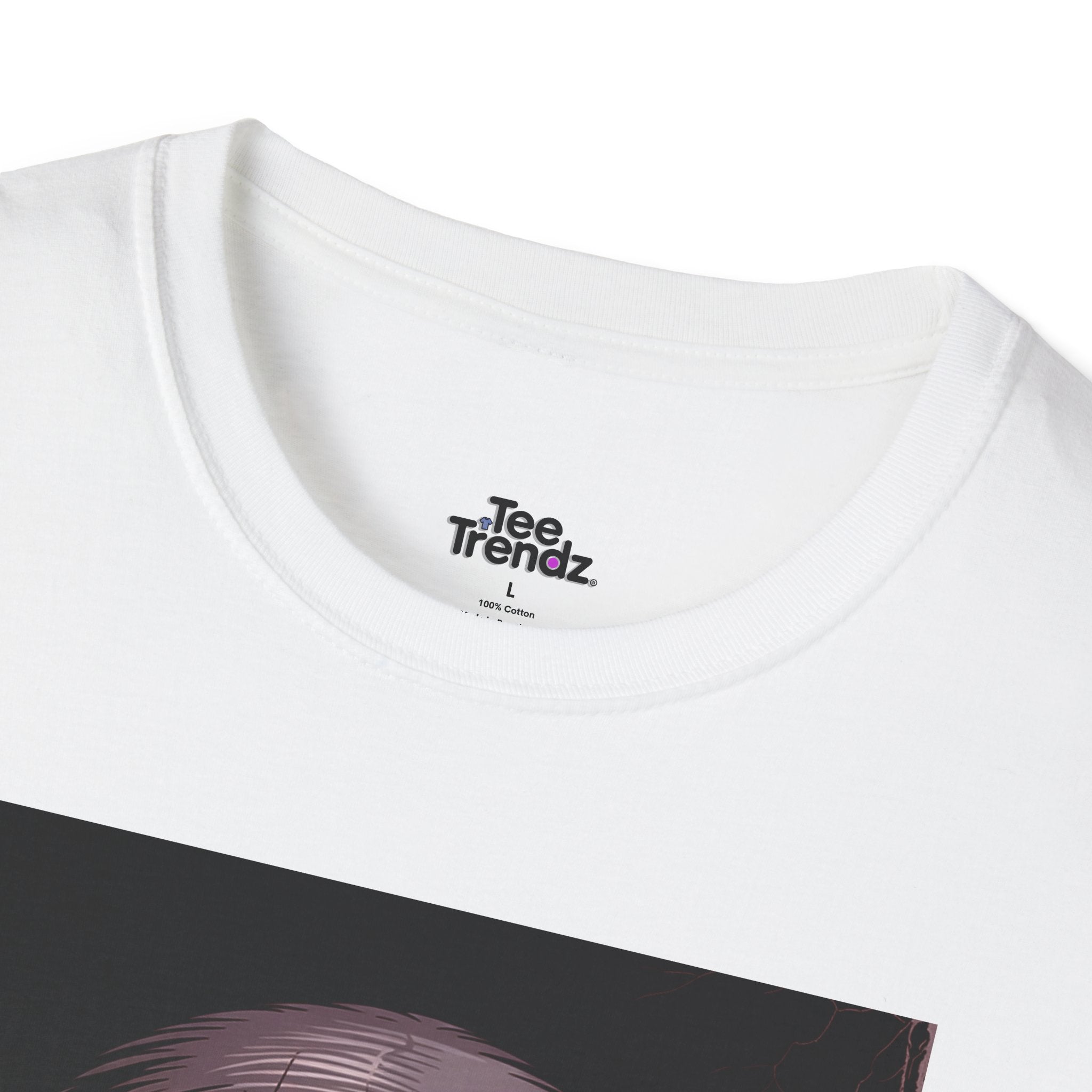 Hanakaz Red Eye Graphic T-Shirt