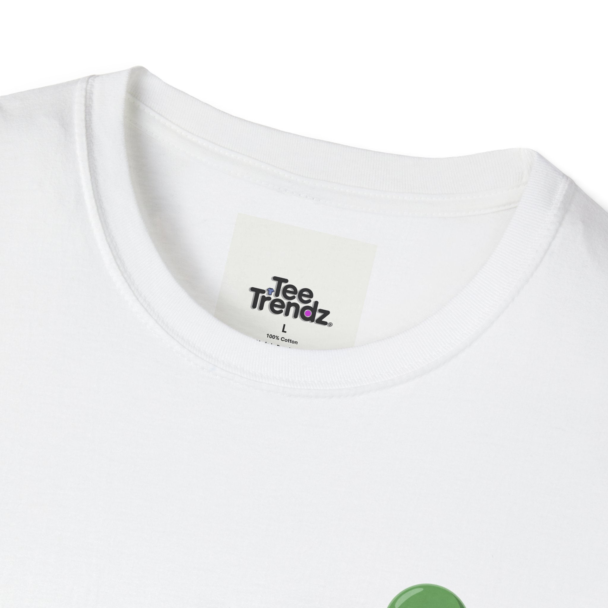 Alien Pocket T-Shirt — Cute Green Alien in Pocket Graphic Tee