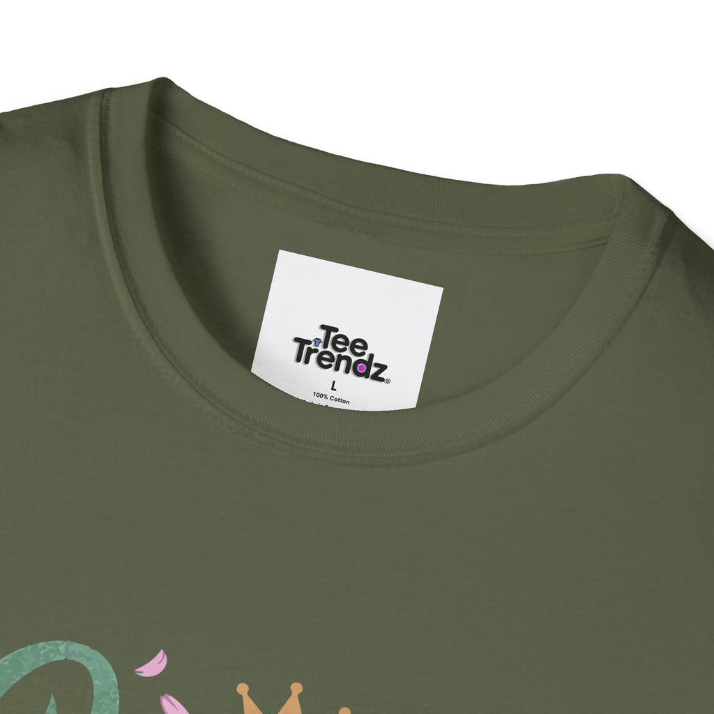 Queen of the Garden T-Shirt — Floral Gardener Gift