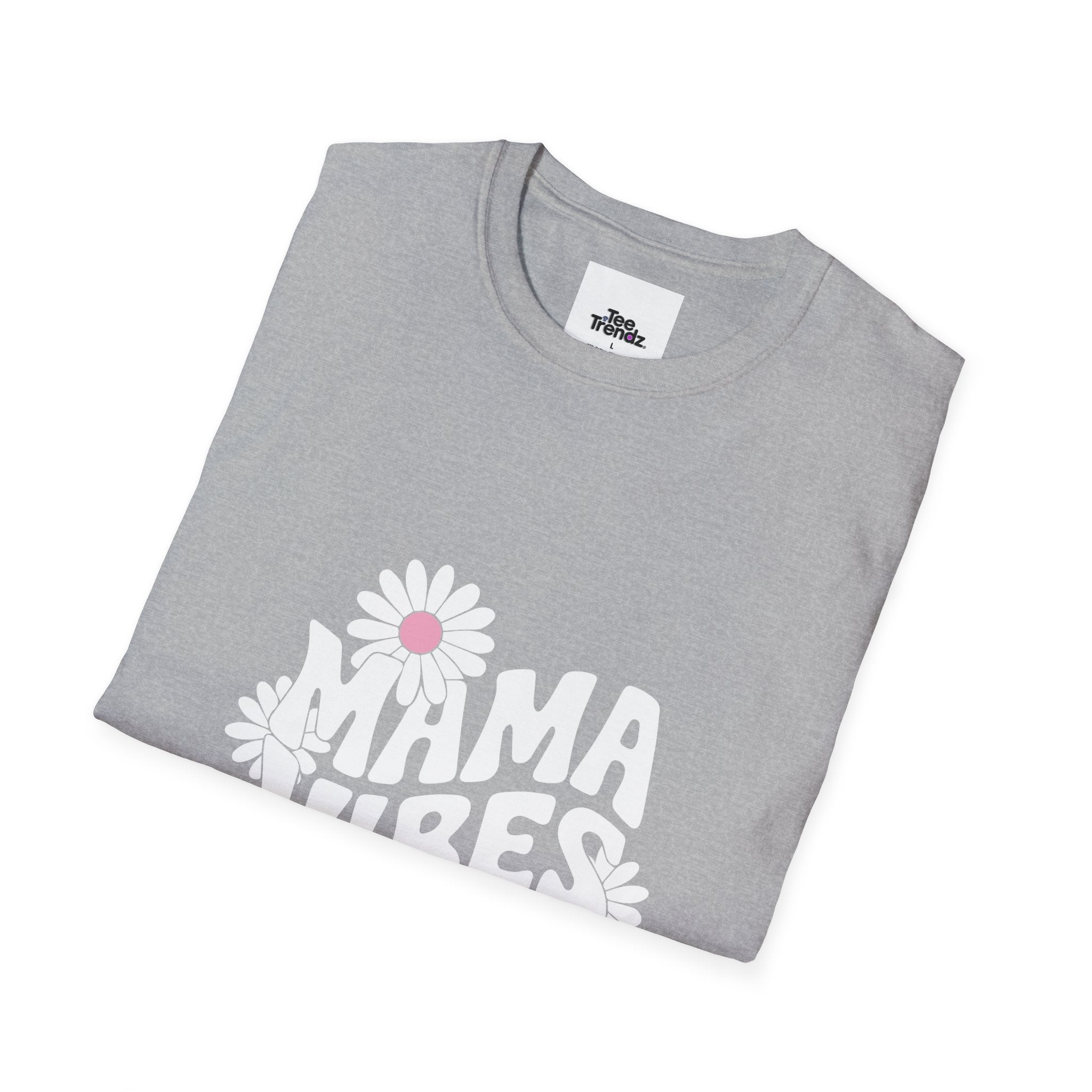 Mama Vibes Floral T-Shirt — Retro Daisy Mother's Day Tee