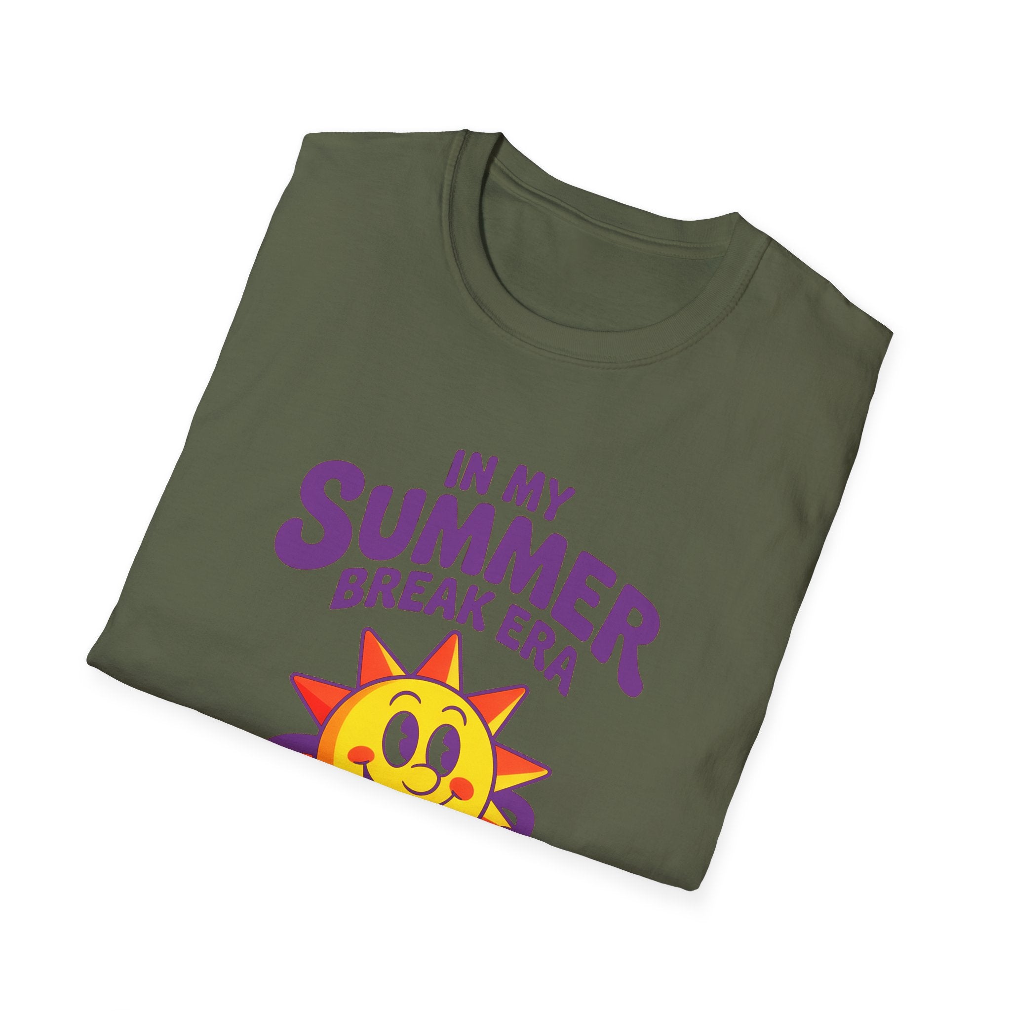 Summer Break Era T‑Shirt – Retro Smiling Sun Graphic