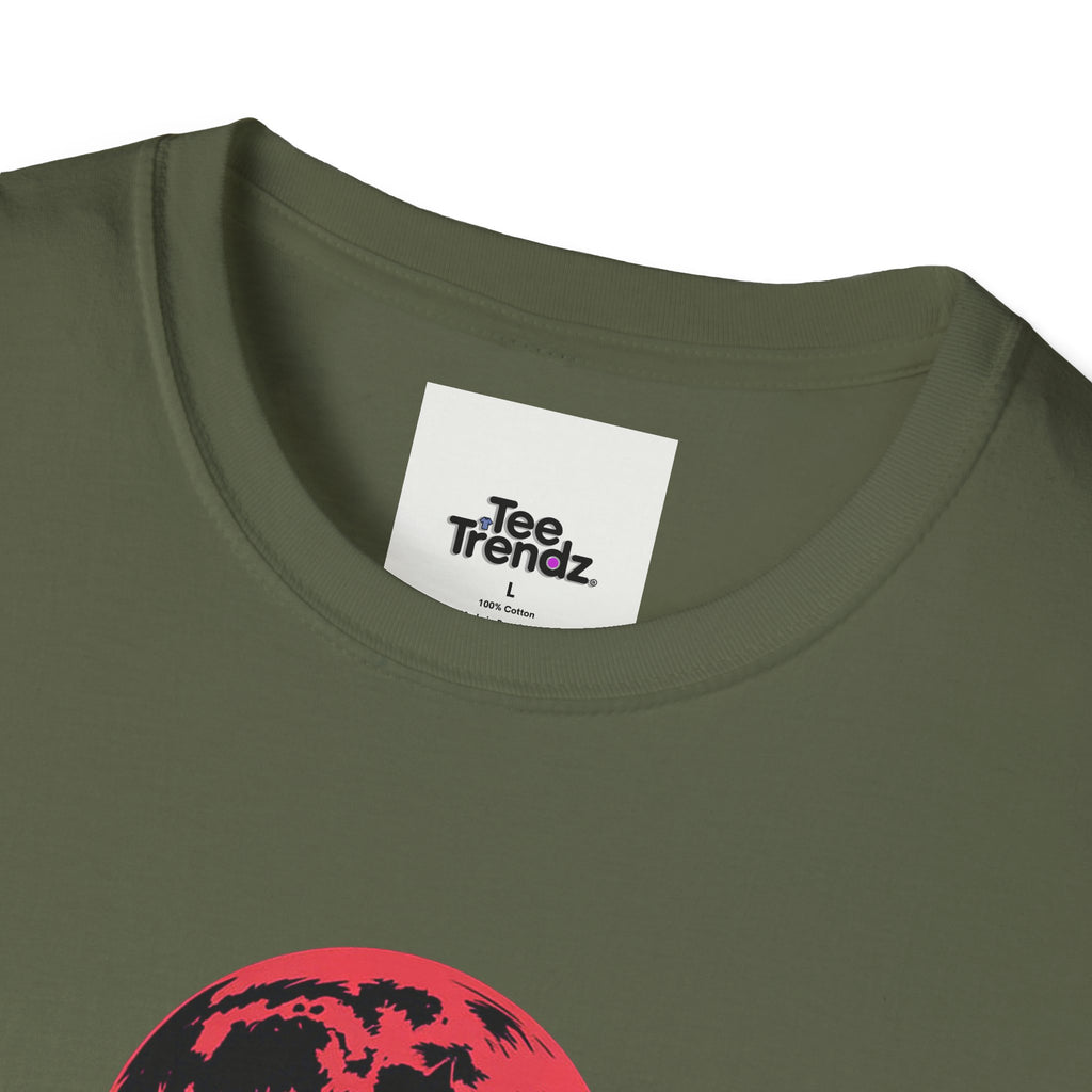 Wolf Howl T-Shirt — Red Moon Graphic Tee