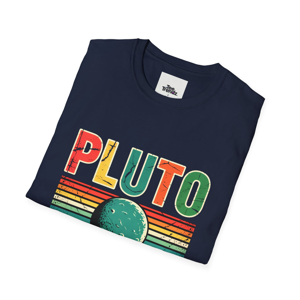 Pluto Never Forget T-Shirt — Retro Memorial Planet Graphic Tee (1930–2006)