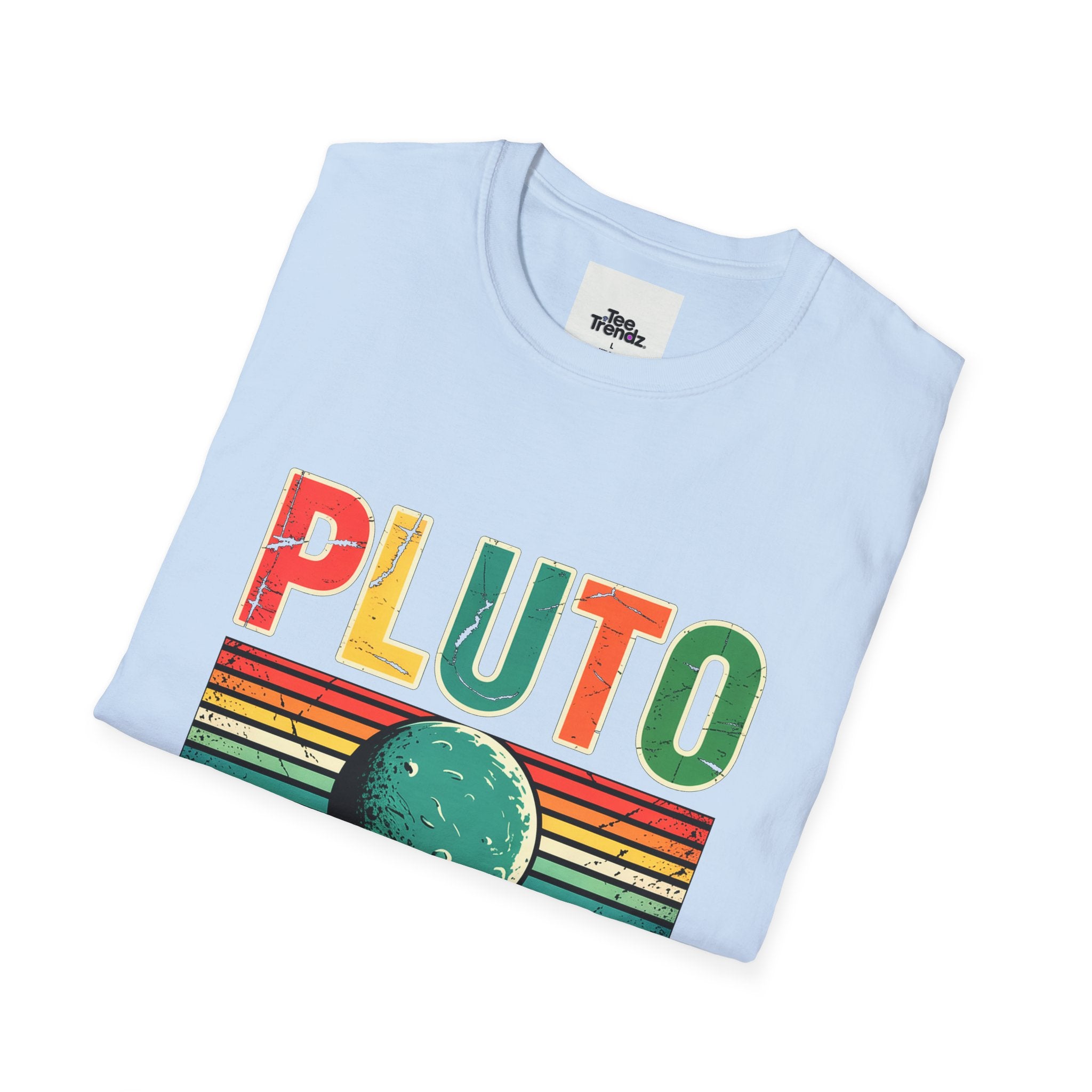 Pluto Never Forget T-Shirt — Retro Memorial Planet Graphic Tee (1930–2006)